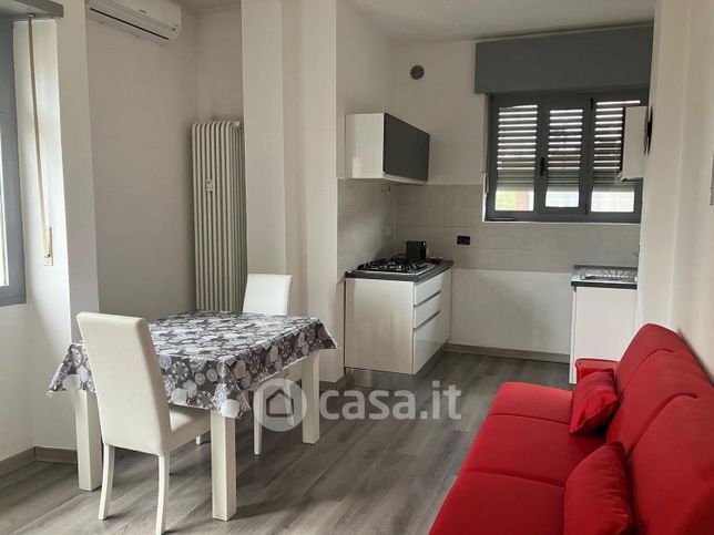 Appartamento in residenziale in Via Alessandro Manzoni