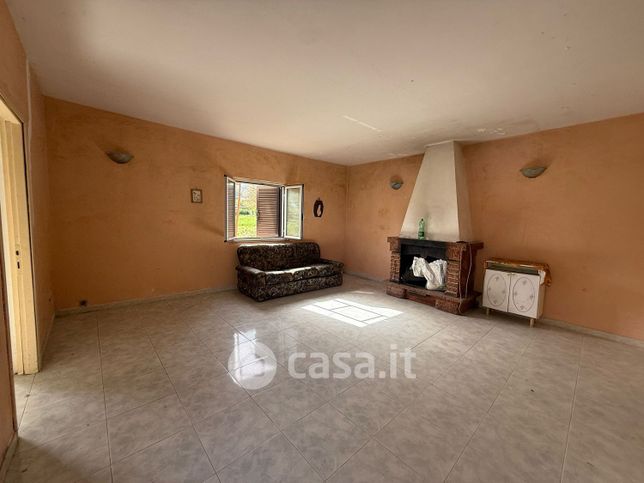 Casa indipendente in residenziale in Strada Fonte Conflenti