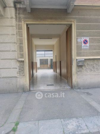 Box/posto auto in residenziale in Via Limone 11