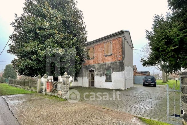 Casa indipendente in residenziale in Via 8 Settembre 1944 3