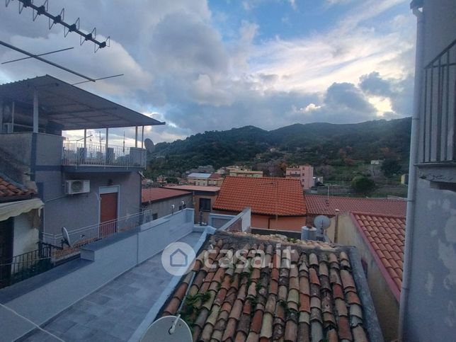 Casa indipendente in residenziale in Via Portella