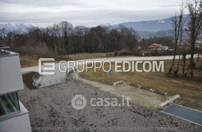 Terreno agricolo in commerciale in Via della Roggia