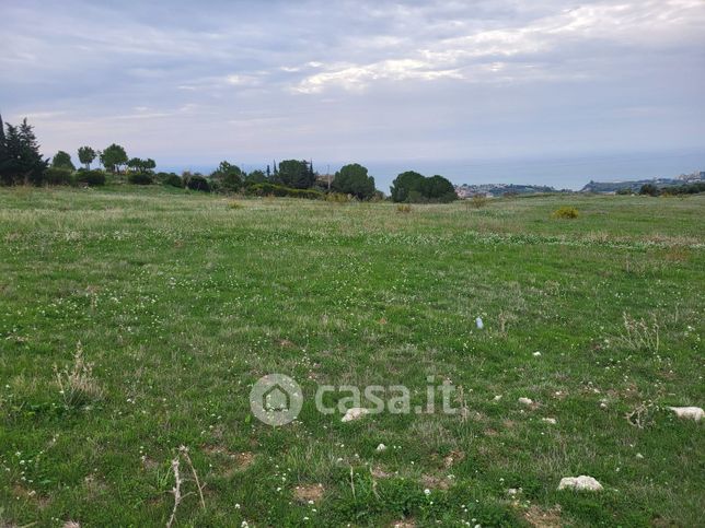 Terreno edificabile in residenziale in Contrada Caliato