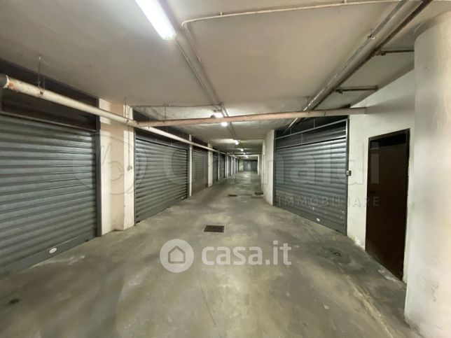 Box/posto auto in residenziale in 