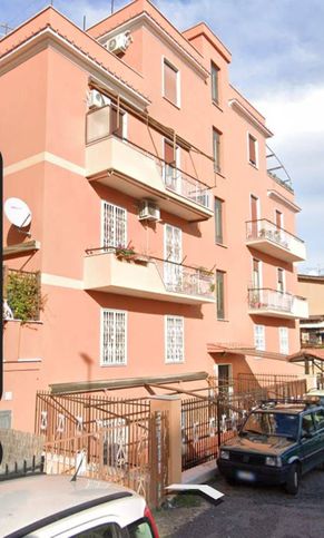 Appartamento in residenziale in Via dei Pioppi 17