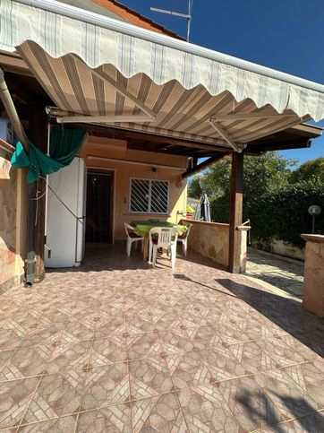 Appartamento in residenziale in Via Crati 25