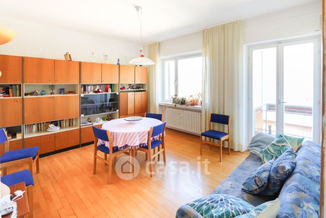 Attico/mansarda in residenziale in Passeggiata dei Castani 43