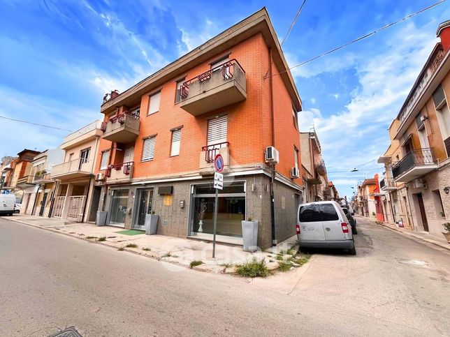 Ufficio in commerciale in Corso Leone Mucci
