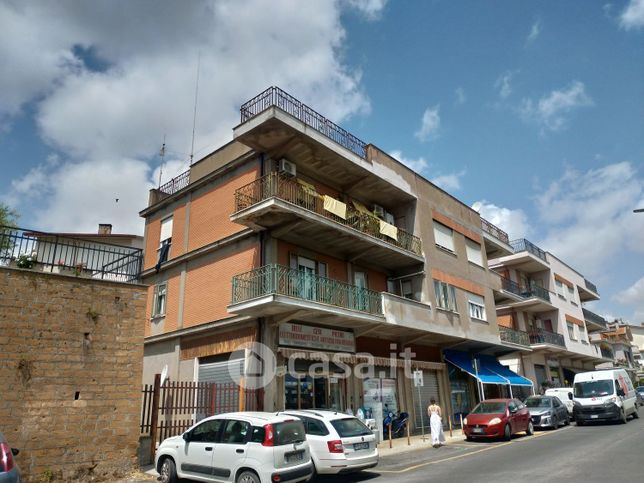Appartamento in residenziale in Via Piansano 51