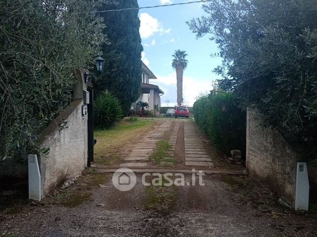 Villa in residenziale in Via Crocetta di Carano