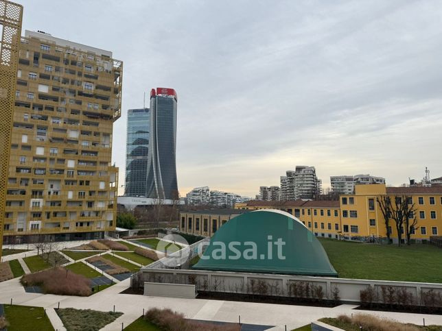 Appartamento in residenziale in Via Flavio Gioia 5