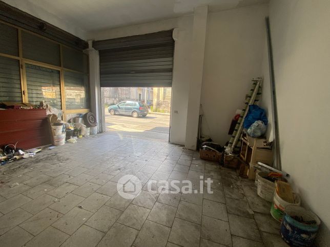 Negozio/locale commerciale in commerciale in Via San Giuseppe
