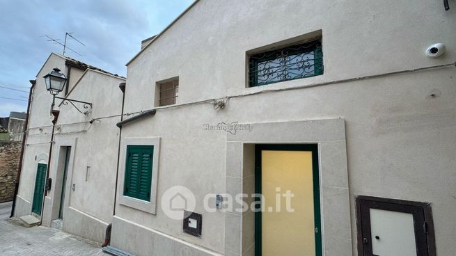 Casa indipendente in residenziale in Via San Martino