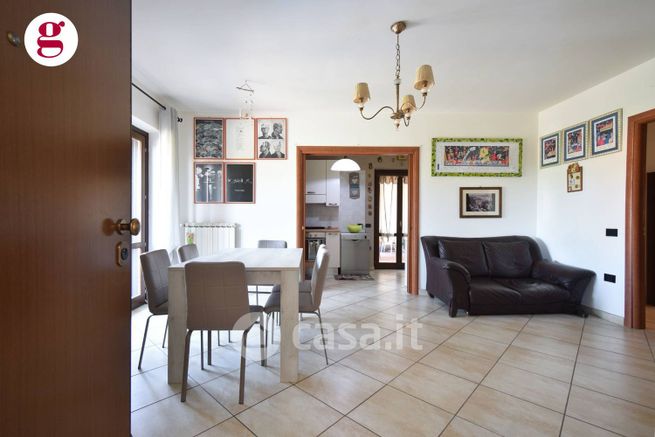 Appartamento in residenziale in Via Luigi Cardone 23
