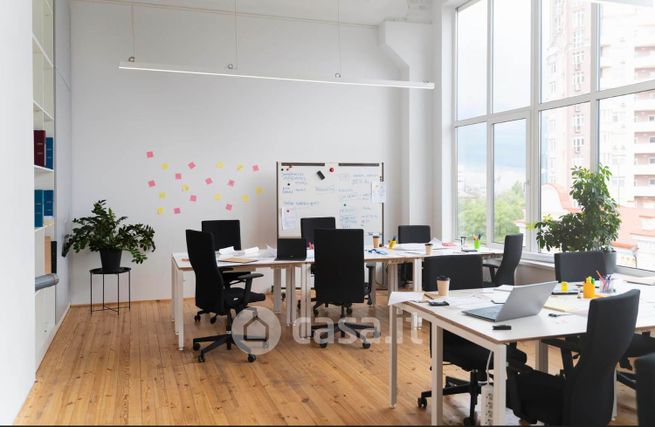Ufficio in commerciale in