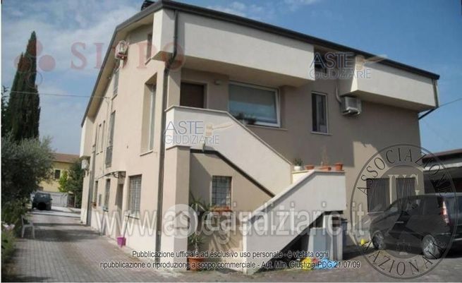 Appartamento in residenziale in Via Monte Bove 34