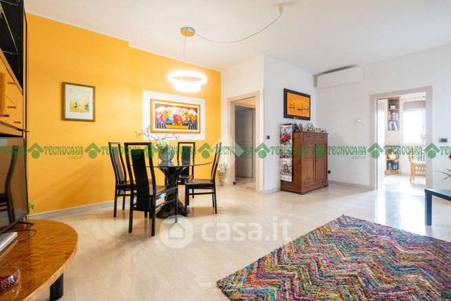 Appartamento in residenziale in Via Solimei 88