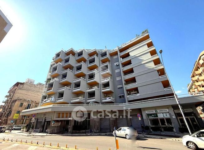 Appartamento in residenziale in Via Stefano Türr 38