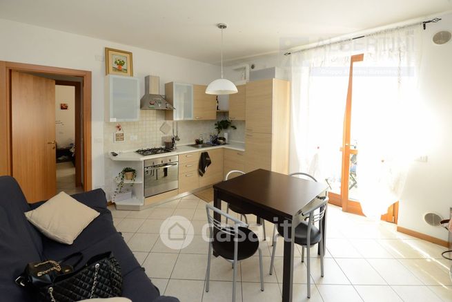Appartamento in residenziale in Via Stazione Vecchia