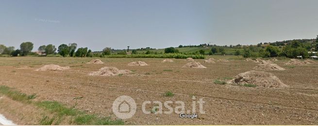 Terreno agricolo in commerciale in Via Montefiorino
