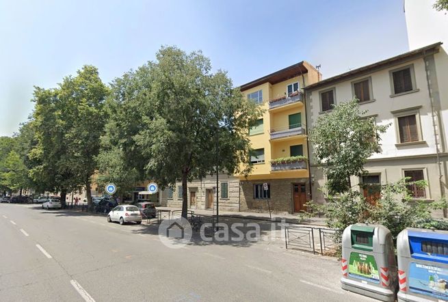 Appartamento in residenziale in Viale Manfredo Fanti 35