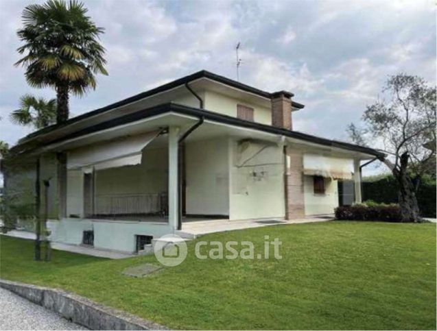 Casa indipendente in residenziale in Via Cà Bertoncello