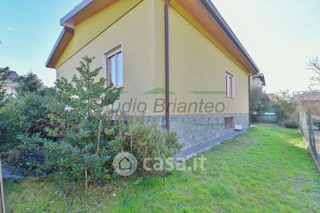 Villa in residenziale in Via Vittorio Alfieri