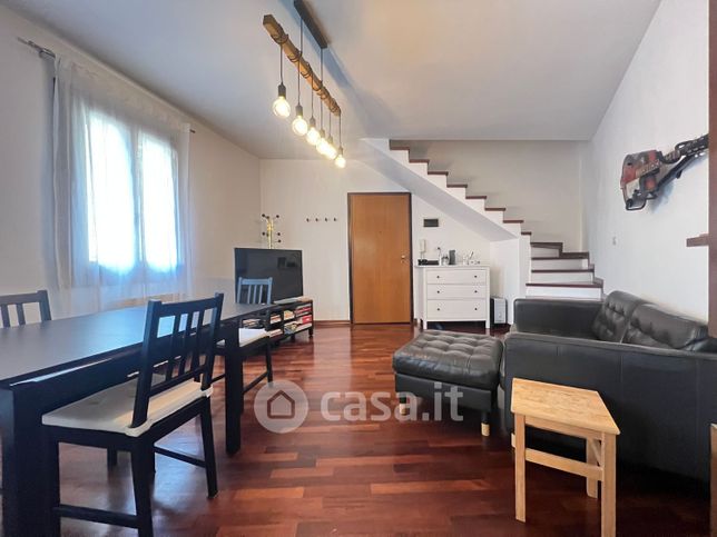 Appartamento in residenziale in Via Gianfrañco Rambelli 19