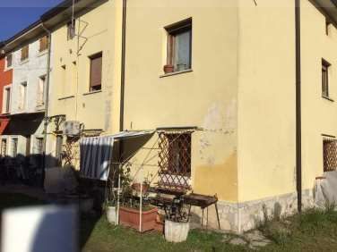 Appartamento in residenziale in Via San Faustino 16