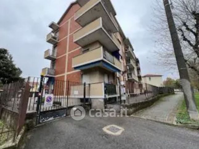 Appartamento in residenziale in Via Novara 75