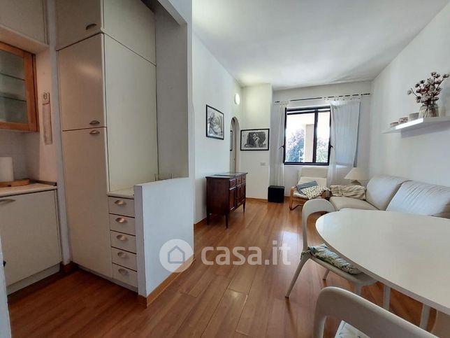 Appartamento in residenziale in Via Angelo Ramazzotti 22