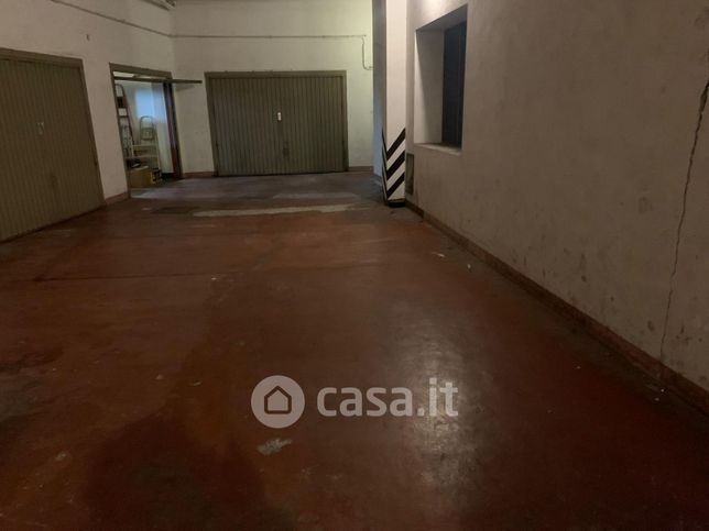 Garage/posto auto in residenziale in Via San Pio X