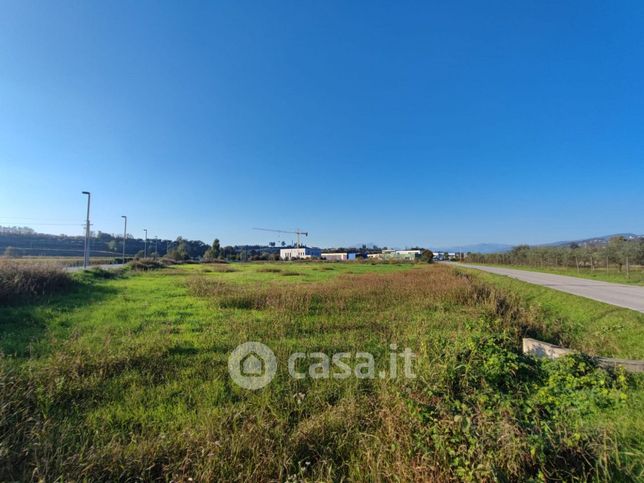 Terreno edificabile in residenziale in Strada Bisavola