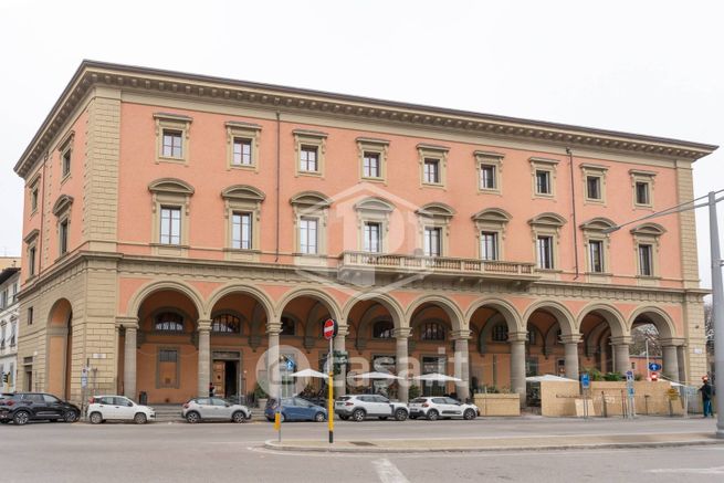 Ufficio in commerciale in Piazza della LibertÃ  9