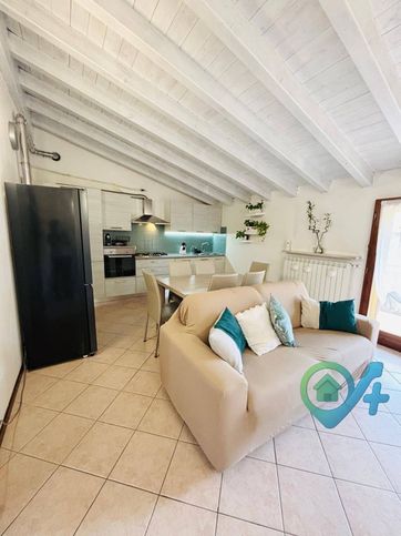 Appartamento in residenziale in Via F. Petrarca 6