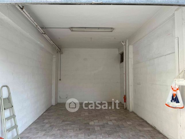 Garage/posto auto in residenziale in Via Valdichiana