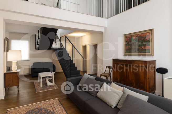 Attico/mansarda in residenziale in Via Capitano del Popolo 3