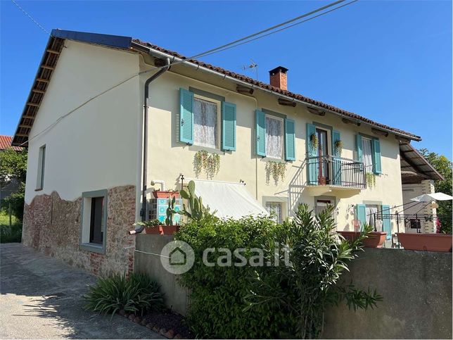 Rustico/casale in residenziale in Via valroino 7