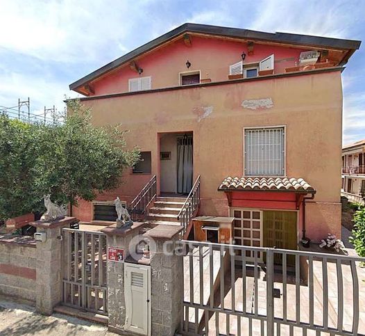 Appartamento in residenziale in Via D. Durante 3