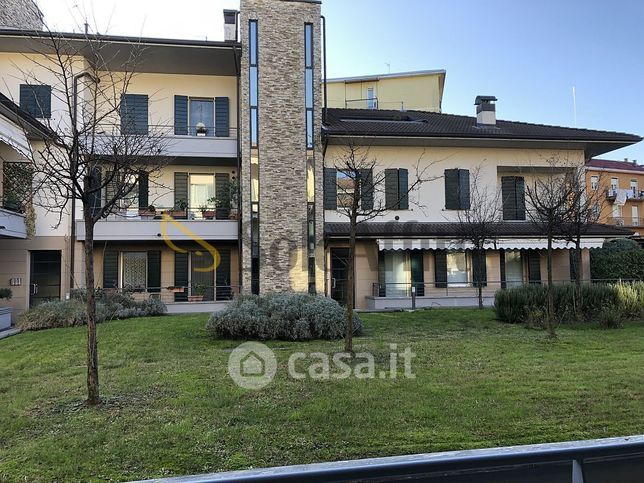 Appartamento in residenziale in Via Contardo Ferrini 79