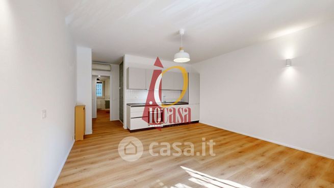 Appartamento in residenziale in Via Arcivescovo Romilli