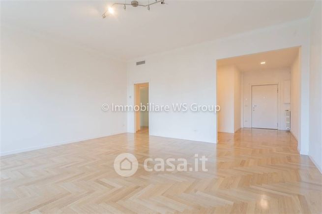 Appartamento in residenziale in Via Alessandro Manzoni 25