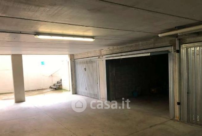 Garage/posto auto in residenziale in Via Zanica