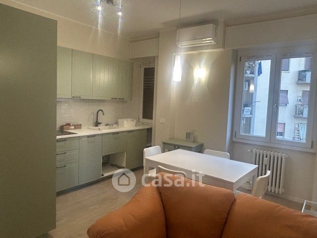 Appartamento in residenziale in Via Tavazzano