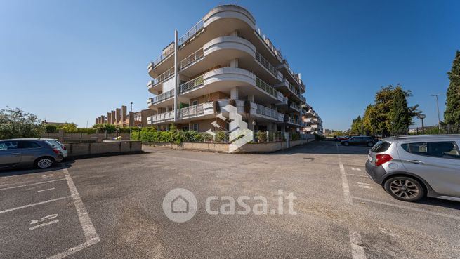 Appartamento in residenziale in Via Marino Marini