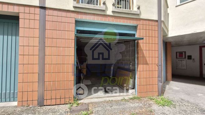 Box/posto auto in residenziale in Corso Camillo Prampolini