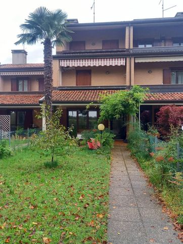 Villa in residenziale in Via del Castelliere