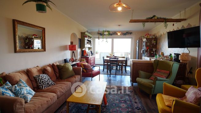Appartamento in residenziale in Via Ischia 29