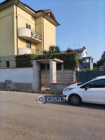 Appartamento in residenziale in Via Carso 58