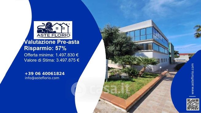 Capannone in commerciale in Contrada Ciancio